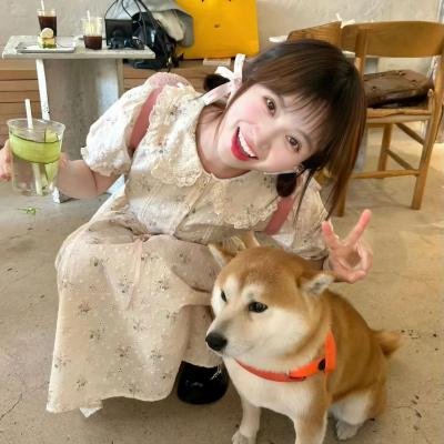 那女孩真帅